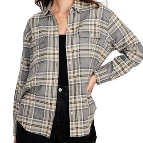 Old Navy Tops - Flannel Plaid Boyfriend Button Down Shirt Gray Beige Soft Old Navy Relaxed Fit